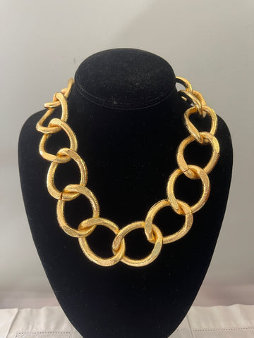Hammered Gold Toggle Clasp Link Necklace