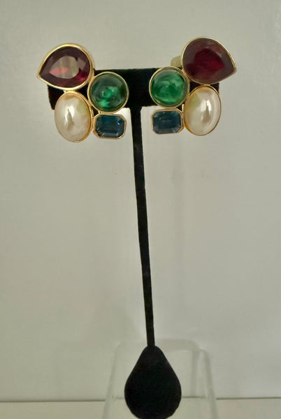 Ciner Cabochon Clip On Earrings with Pearl
