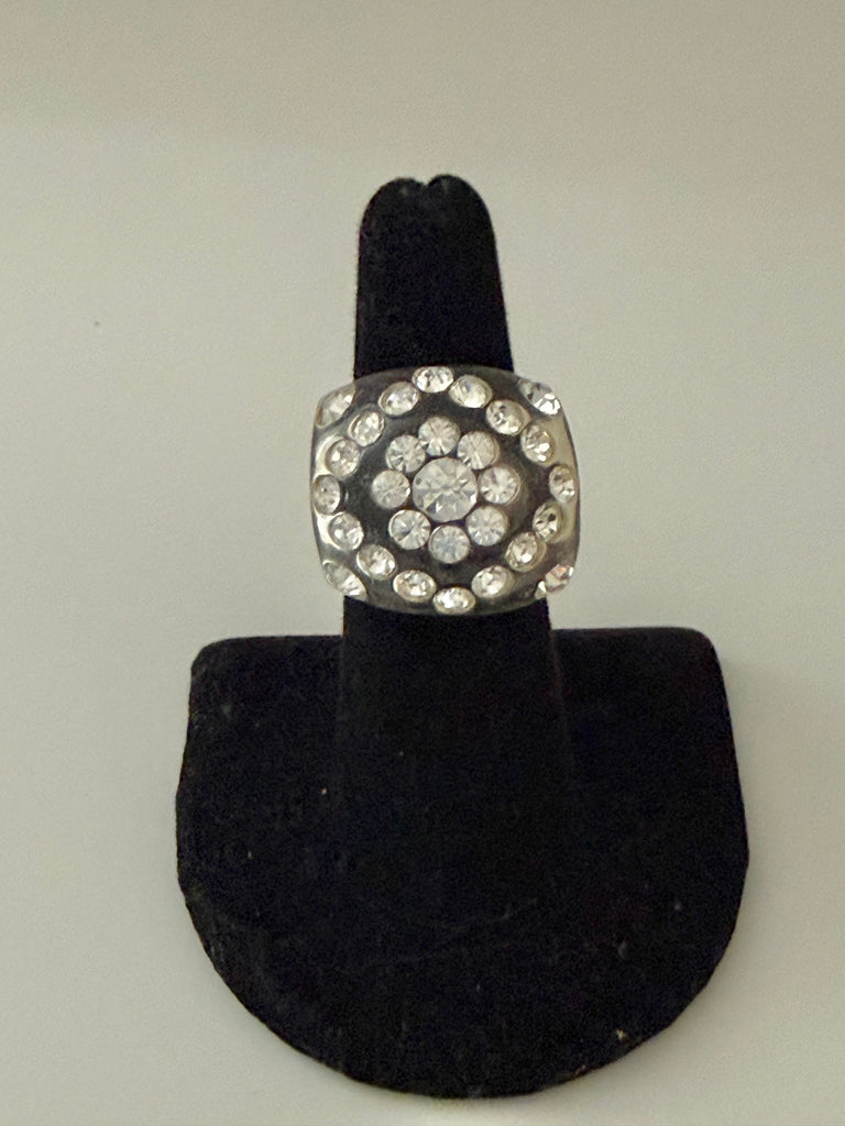 Lucite & Rhinestone Ring Size 6 3/4