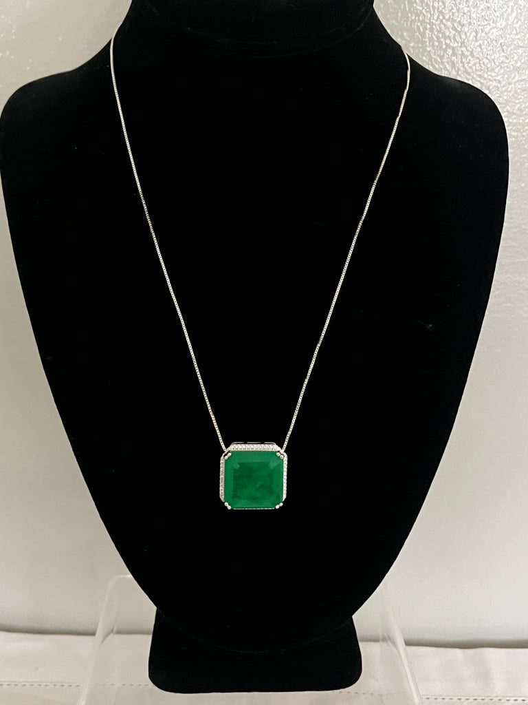 Faux Emerald Pendant Necklace