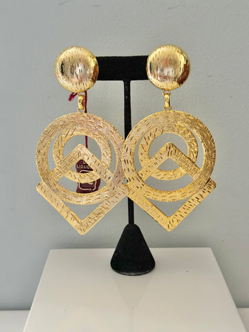 Massive Lightweight De Liguoro Gold Clip On Earrings