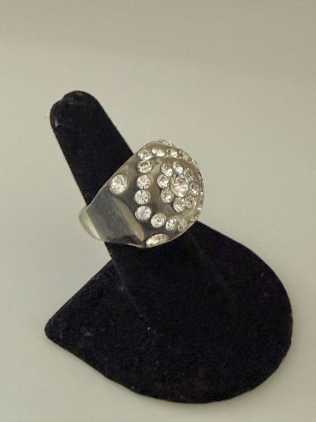 Lucite & Rhinestone Ring Size 6 3/4