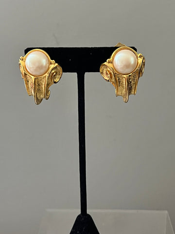 Pearl & Gold Clip On Earrings