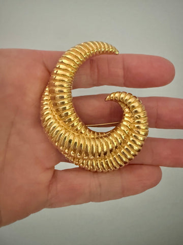 Monet Gold Ribbed Brooch