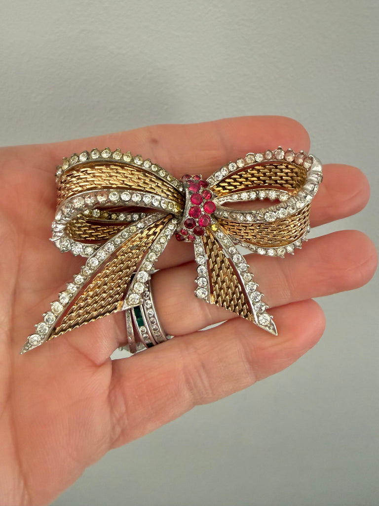Boucher Bow Brooch