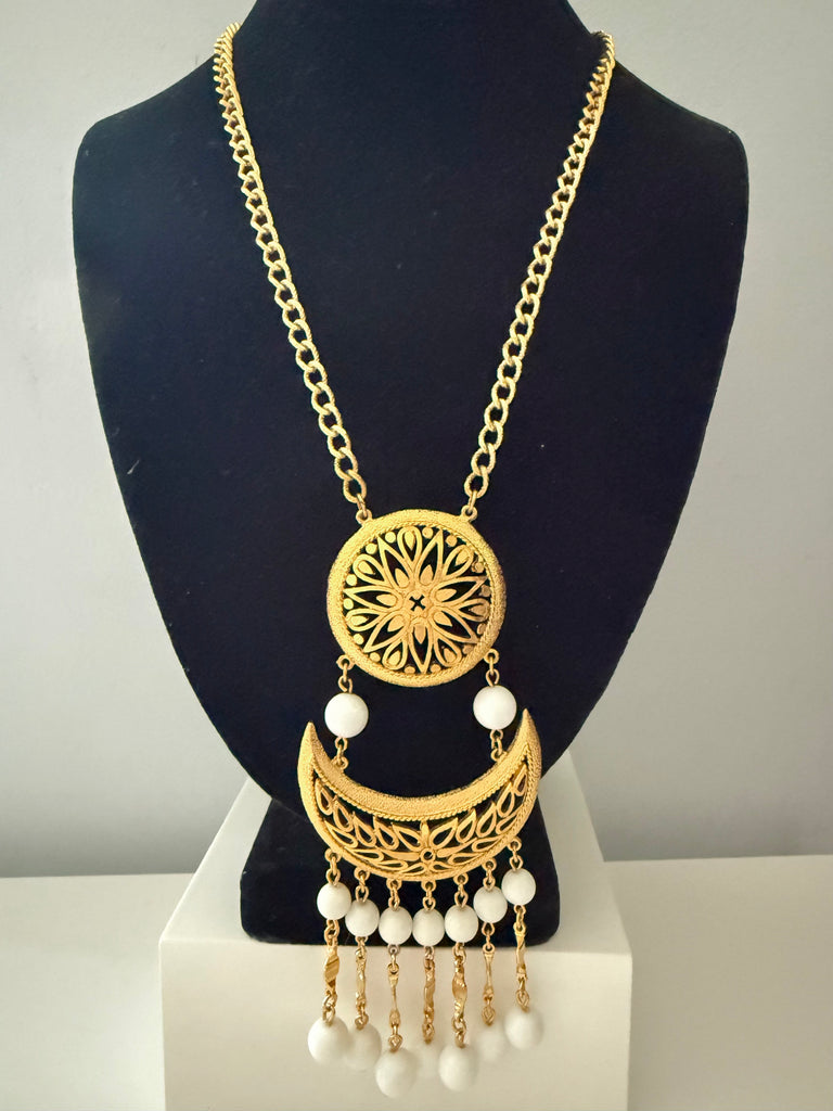 Vendome Necklace with White Beads