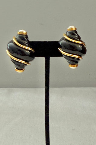 Kenneth Jay Lane Black Shell Clip On Earrings