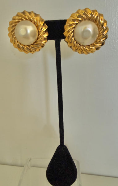 Chanel Classic Pearl Clip On Earrings