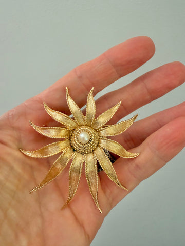 Unsigned Boucher Brooch with Pearl