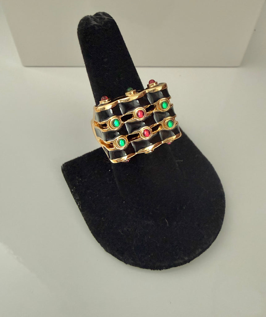 Contemporary Black Radiator Ring Size 7.5